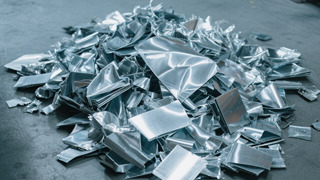 Terbuat dari aluminium murni tanpa bahan daur ulang